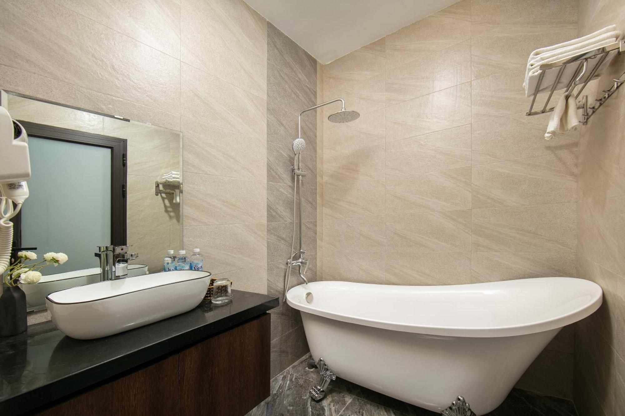 Nam Hai Hotel Hanoi Bagian luar foto